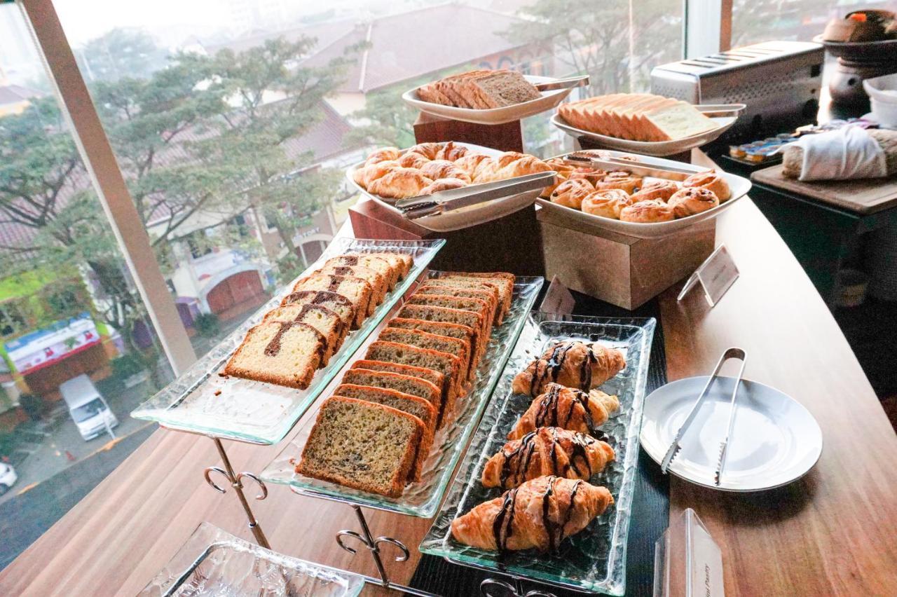 Fox Lite Hotel Metro Indah - Bandung Ngoại thất bức ảnh